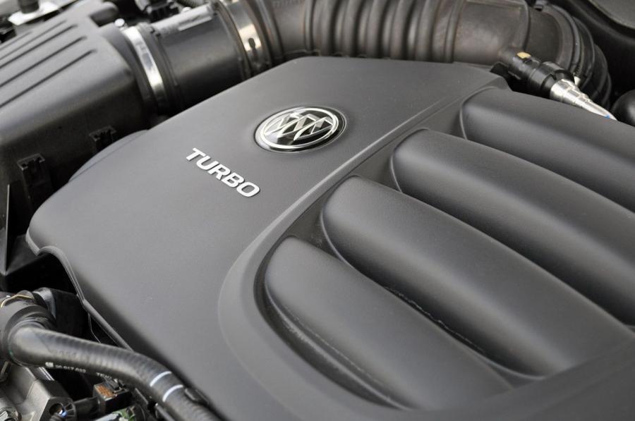  Buick Regal GS 2012 года  (фото 76 из 90)
